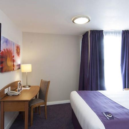Premier Inn Birmingham City - Waterloo St Екстер'єр фото