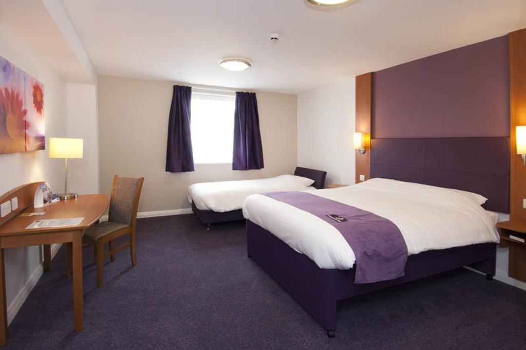 Premier Inn Birmingham City - Waterloo St Екстер'єр фото