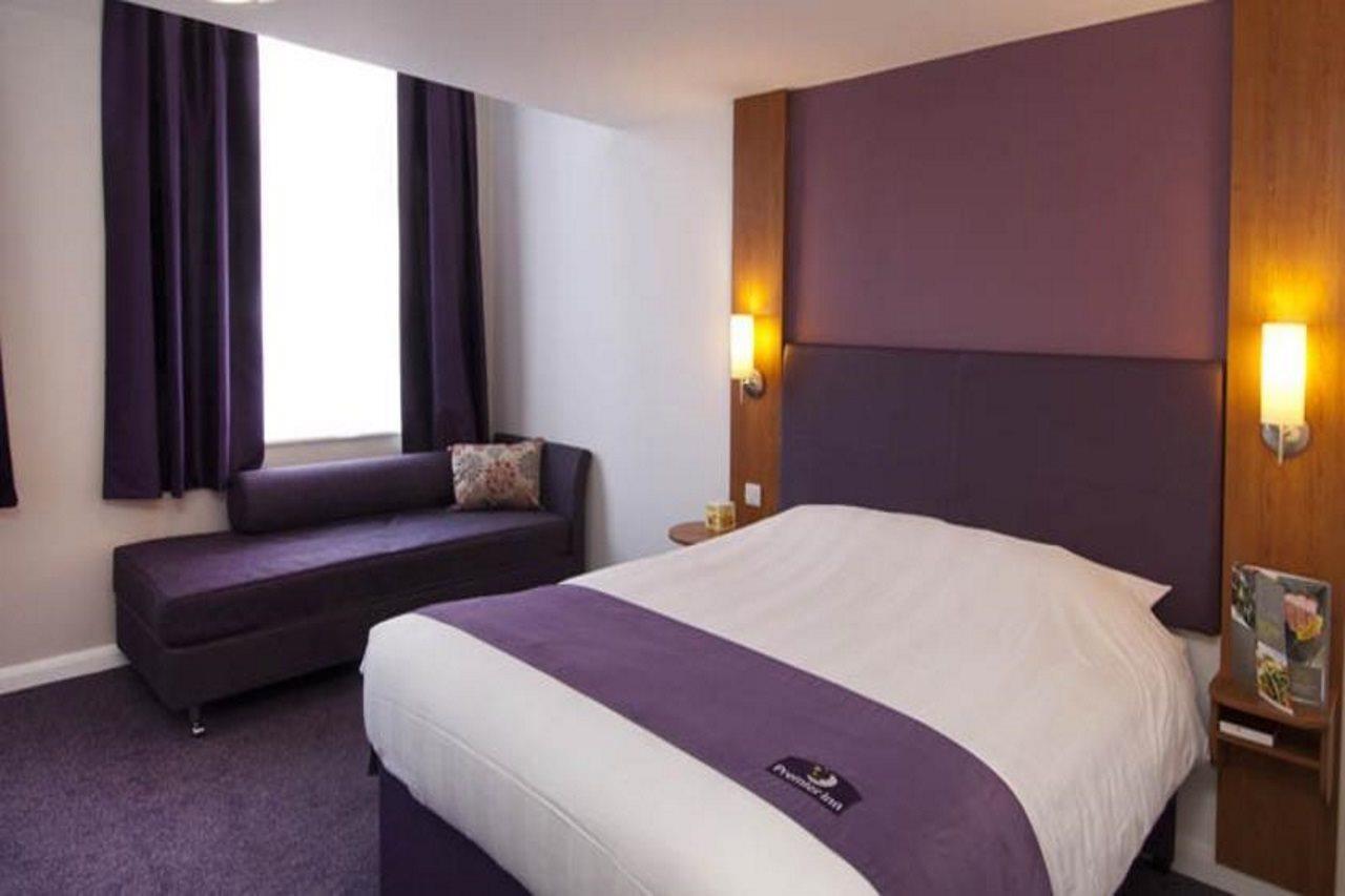 Premier Inn Birmingham City - Waterloo St Екстер'єр фото